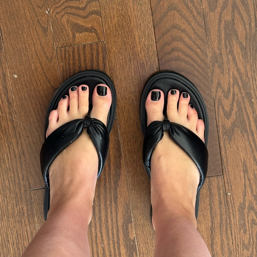 Black Cushioned Vegan Leather Women's Sandals